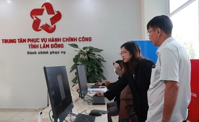 Trung tâm phục vụ hành chính công tỉnh Lâm Đồng