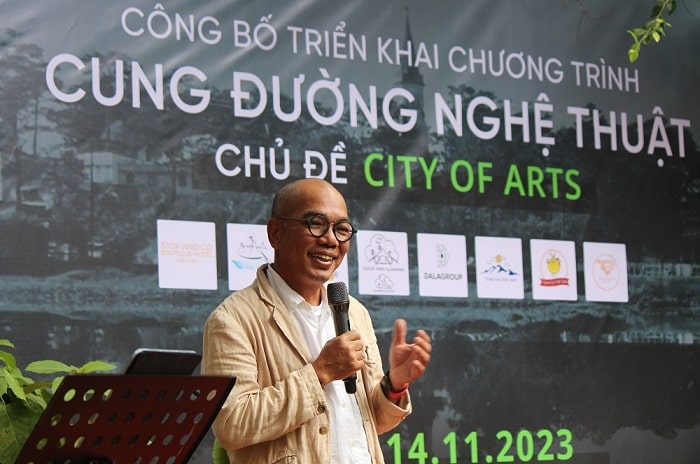 Nghệ sỹ Phan Quang.