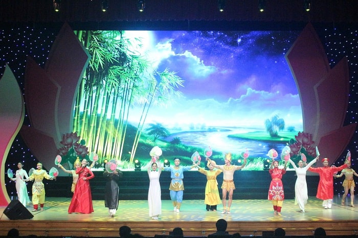 Hát về Tổ quốc tôi