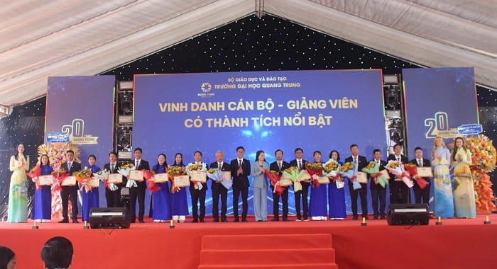 Đại học Quang Trung